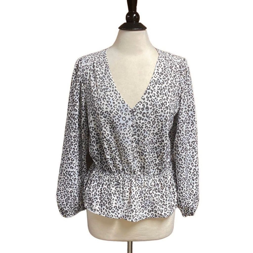 Nine West Gray & Blue Cheetah Print Long Sleeve Ruffle Top Size PL NEW